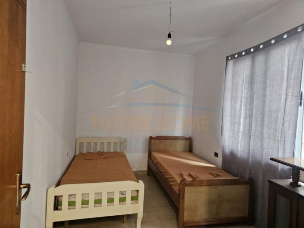 Shitet, Apartament 3+1, Kodra e Diellit, Tiranë.