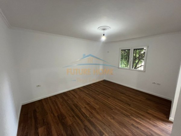 Shitet, Apartament 1+1, Pallati me Shigjeta