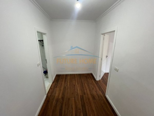 Shitet, Apartament 1+1, Pallati me Shigjeta