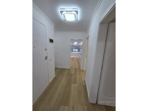 Tirane, shitet apartament 2+1 Kati 2, 75 m² 188.000 € 