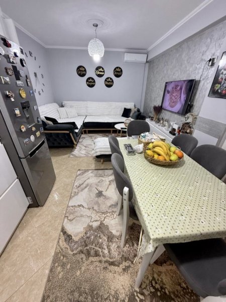 Tirane, shitet apartament 2+1 Kati 2, 73 m² 135.000 € (Rruga Jordan Misja)
