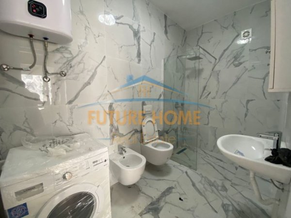 Tirane, shes apartament 2+1+Ballkon Kati 8, 132 m² 178.000 € (bulevardi migjeni ,yzberisht)   PRO+53092