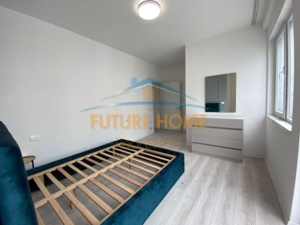 Tirane, shes apartament 2+1+Ballkon Kati 8, 132 m² 178.000 € (bulevardi migjeni ,yzberisht)   PRO+53092