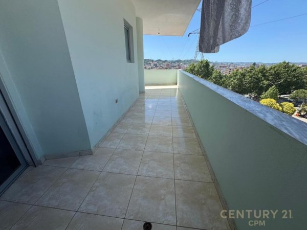 Tirane, shitet 2+1 Kati 4, 888 m² 1.020.000 € 