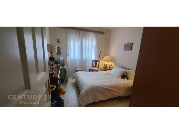 Tirane, shitet apartament 2+1 Kati 6, 110 m² 221.300 € (Rruga Medar Shtylla)