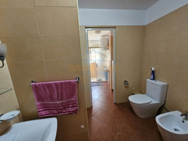 Tirane, shitet apartament 2+1 Kati 3, 124 m² 230.000 € (LIQENI I THATE)