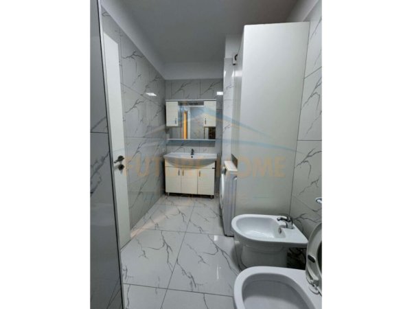 Tirane, shitet apartament 2+1 Kati 5, 88 m² 248.000 € (ZOGU I ZI)