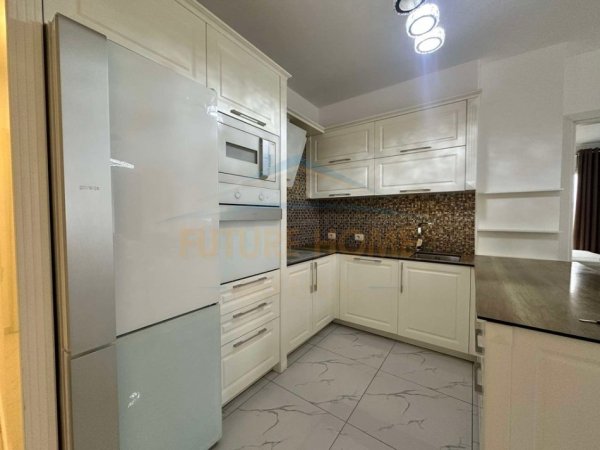 Tirane, shitet apartament 3+1+Aneks+Ballkon , 123 m² 250.000 € (REZIDENCA OAZIS)