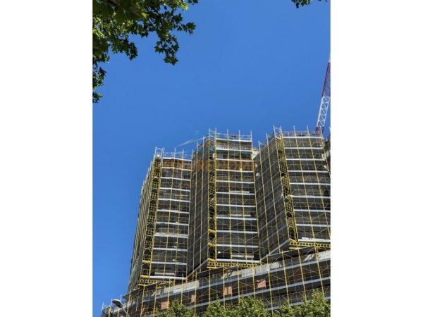 Tirane, shitet apartament 2+1 Kati 3, 89 m² 156.000 € (Colonnade Building, Rruga Dritan Hoxha,Tirane)