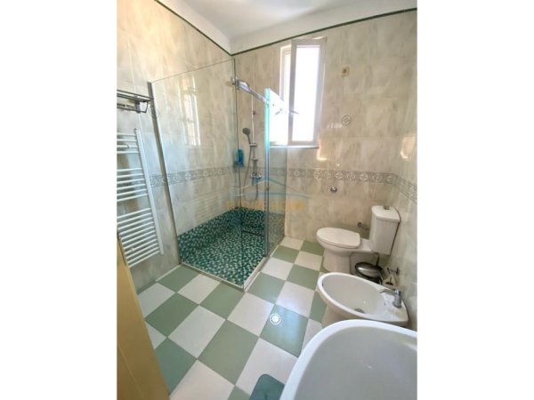 Tirane, shitet apartament 2+1 Kati 3, 122 m² 210.000 € (VASIL SHANTO)