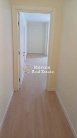 Tirane, jepet me qera apartament 2+1 Kati 3, 87 m² 600 € (Rr.Hoxha Tahsim)