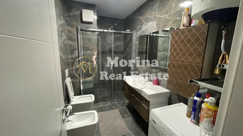 Tirane, jepet me qera apartament 2+1 Kati 3, 90 m² 400 € (Fresku)