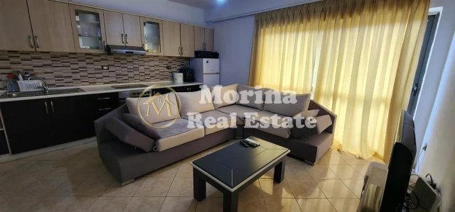 Tirane, jepet me qera apartament 2+1+Ballkon Kati 6, 95 m² 500 € (Don Bosko)