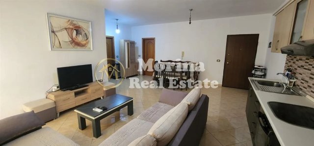 Tirane, jepet me qera apartament 2+1+Ballkon Kati 6, 95 m² 500 € (Don Bosko)