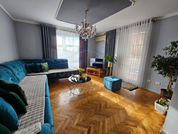 Tirane, shitet apartament 2+1 Kati 5, 92 m² 178.000 € (MEDRESE)