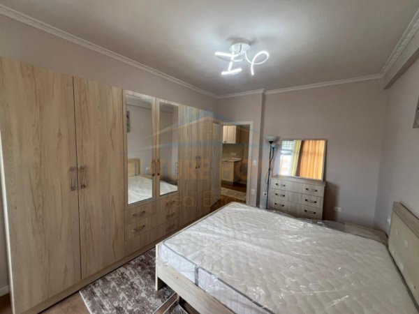 Tirane, shitet apartament 2+1 Kati 2, 90 m² 175.000 € (RRUGA E DIBRES)