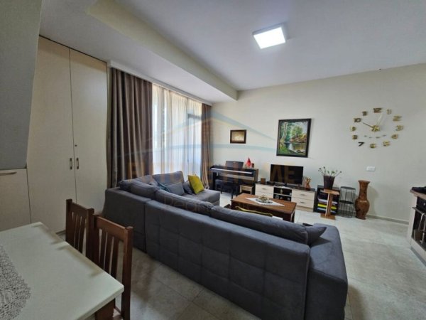 Tirane, shitet apartament 1+1+Aneks+Ballkon Kati 4, 73 m² 199.000 € (myslym shyri)