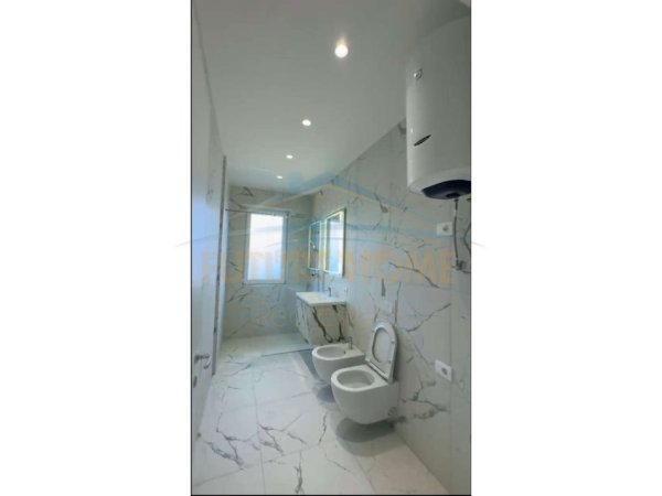 Tirane, shitet apartament 2+1 Kati 4, 96 m² 120.600 € (Kompleksi &quot;Univers City&quot;)
