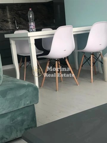 Tirane, jepet me qera apartament 1+1 Kati 4, 78 m² 650 € (21 Dhjetori)