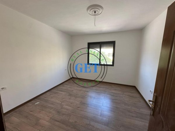 Durres, shitet apartament 1+1+Ballkon Kati 2, 59 m² 69.000 € (Lagja 18, prane Vala Park.)