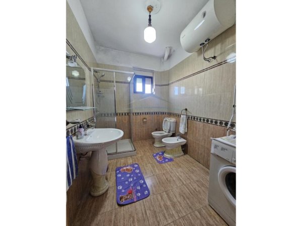 Shkozet, shitet apartament 2+1 Kati 2, 95 m² 85.000 € (Durres)