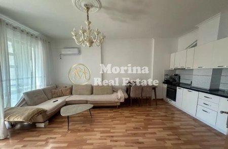 Tirane, jepet me qera apartament 2+1 Kati 8, 112 m² 450 € (Astir-Bar Artisti)