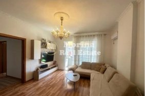 Tirane, jepet me qera apartament 2+1 Kati 8, 112 m² 450 € (Astir-Bar Artisti)