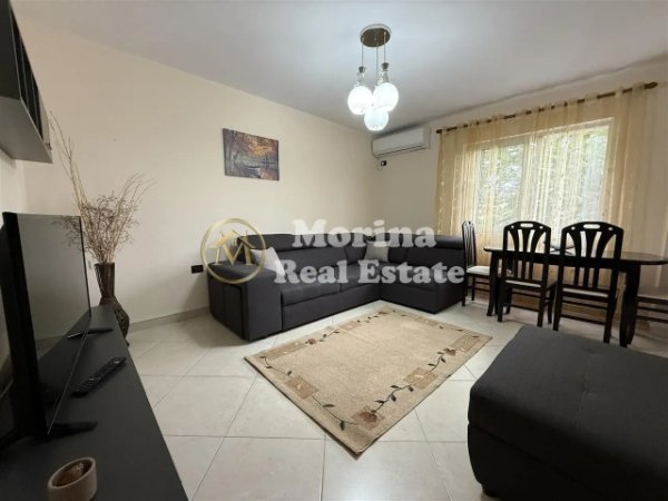 Tirane, jepet me qera apartament 1+1+Ballkon Kati 4, 65 m² 500 € (Qender- Rruga Fortuzi)