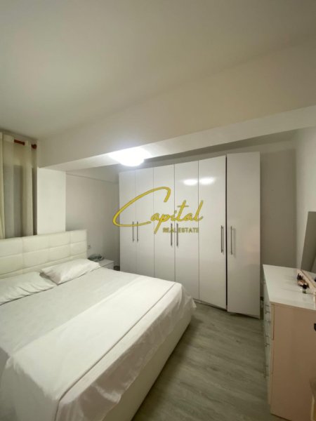 Tirane, jepet me qera apartament 2+1 Kati 1, 75 m² 550 € (21 DHJETORI)