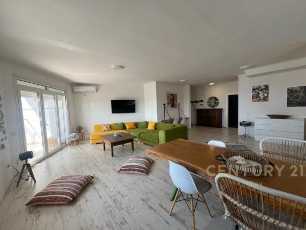 Durres, shitet apartament 1+1 Kati 15, 122 m² 195.000 € (Rruga Lirir)