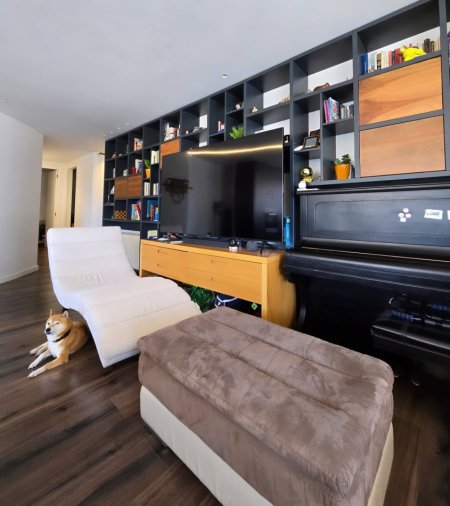 Tirane, shitet apartament 2+1 , 200 m² 498.000 € (Ambasada amerikane)