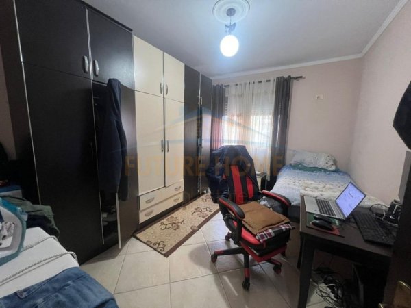 Tirane, shitet apartament 2+1 Kati 4, 94 m² 128.000 € (Unaza e Re, Tiranë)