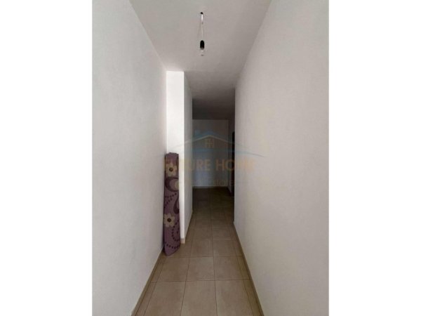 Tirane, shitet apartament 1+1 Kati 8, 73 m² 90.000 € (Unaza e Re, Tiranë.)