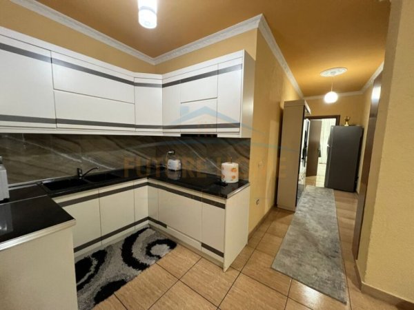 Plazh Iliria, shitet apartament 2+1 Kati 10, 98 m² 125.000 € (Durres)