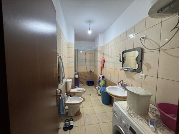Plazh Iliria, shitet apartament 2+1 Kati 10, 98 m² 125.000 € (Durres)