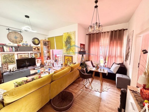 Tirane, shitet apartament 2+1 Kati 8, 82 m² 129.000 € (Mangalem, Ali Dem,Tiranë.)