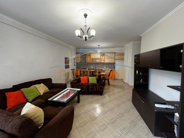 Tirane, shitet apartament 2+1 Kati 4, 103 m² 165.000 € (Kodra e Diellit, Tiranë)