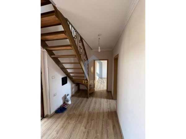 Tirane, shes 3+1+Aneks+Ballkon Kati 5, 140 m² 160.000 € (&quot;Mihal Grameno&quot;)