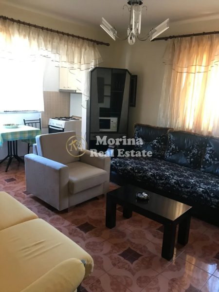 Tirane, jepet me qera apartament 1+1 Kati 5, 60 m² 400 € (Rruga Bardhyl- Bar Oslo)