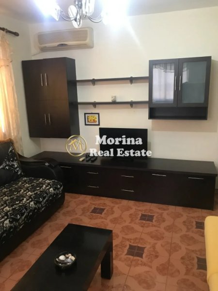 Tirane, jepet me qera apartament 1+1 Kati 5, 60 m² 400 € (Rruga Bardhyl- Bar Oslo)