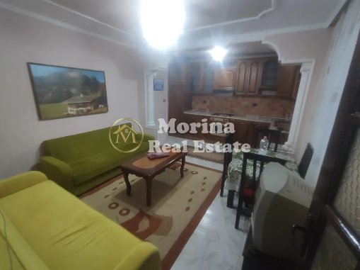 Tirane, jepet me qera shtepi 2+1 Kati 1, 120 m² 450 € (Stacioni i Trenit-Rruga Skender Kosturi)