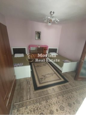 Tirane, jepet me qera shtepi 2+1 Kati 1, 120 m² 450 € (Stacioni i Trenit-Rruga Skender Kosturi)