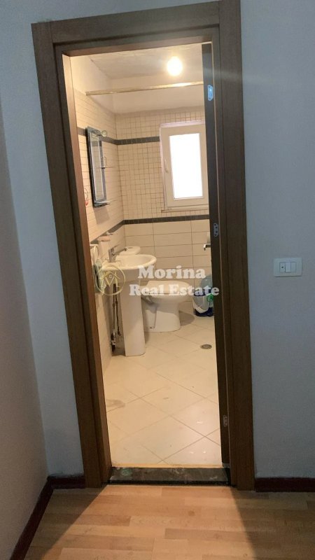 Tirane, jepet me qera apartament 2+1 Kati 3, 85 m² 500 € (Kodra e Diellit)