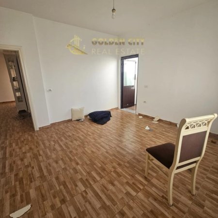 Durres, shes Vile 2 Katshe Kati 2, 330 m² 250.000 € (Blloku vilave)