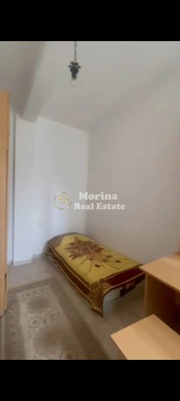 Tirane, jepet me qera shtepi 3+1 Kati 2, 110 m² 500 € (Bulevardi i Ri)