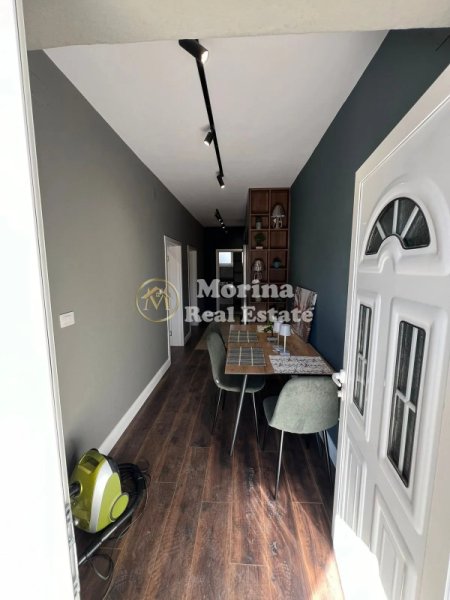 Tirane, jepet me qera shtepi 1+1 Kati 1, 60 m² 600 € (Don Bosko)
