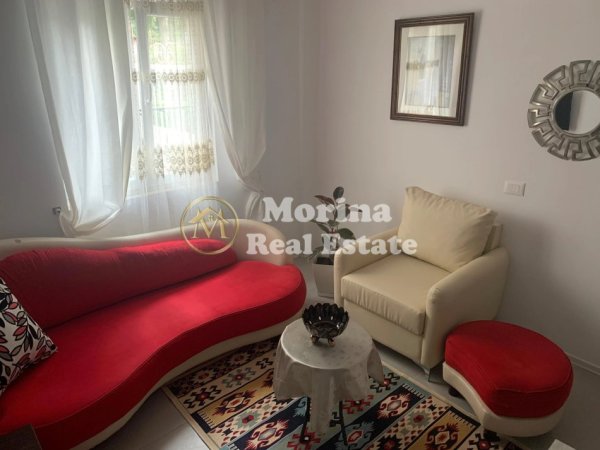 Tirane, jepet me qera apartament 1+1 Kati 1, 50 m² 350 € (Rruga 5 Maj)