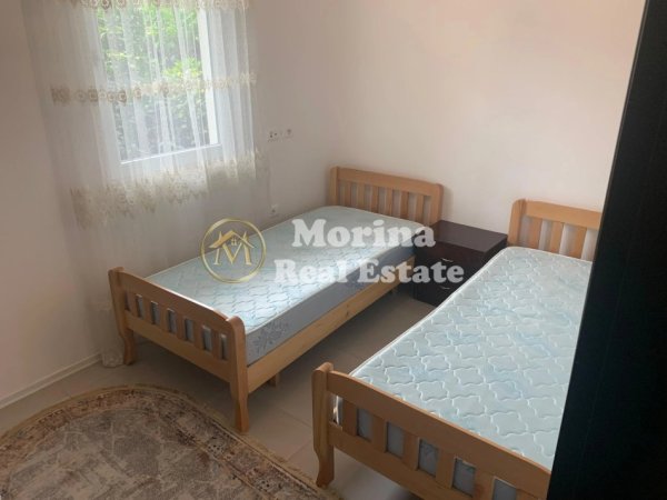 Tirane, jepet me qera apartament 1+1 Kati 1, 50 m² 350 € (Rruga 5 Maj)