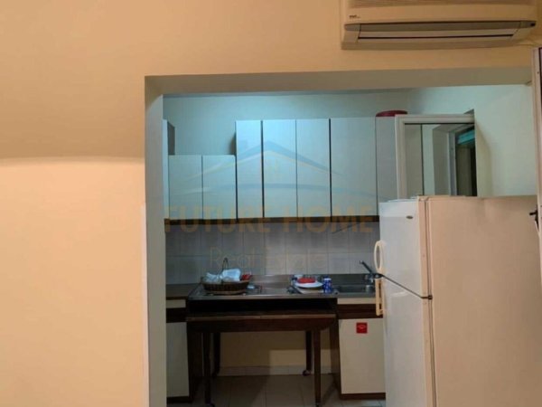 Tirane, jepet me qera apartament 2+1 Kati 5, 95 m² 500 € (Qender, Tiranë.)