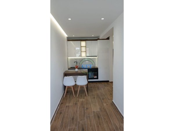 Shqiperi, shes apartament 1+1+Ballkon Kati 2, 48 m² 77.000 € 